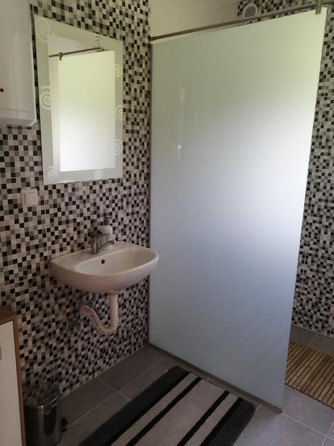 Bihać Vacation House Studenac מראה חיצוני תמונה